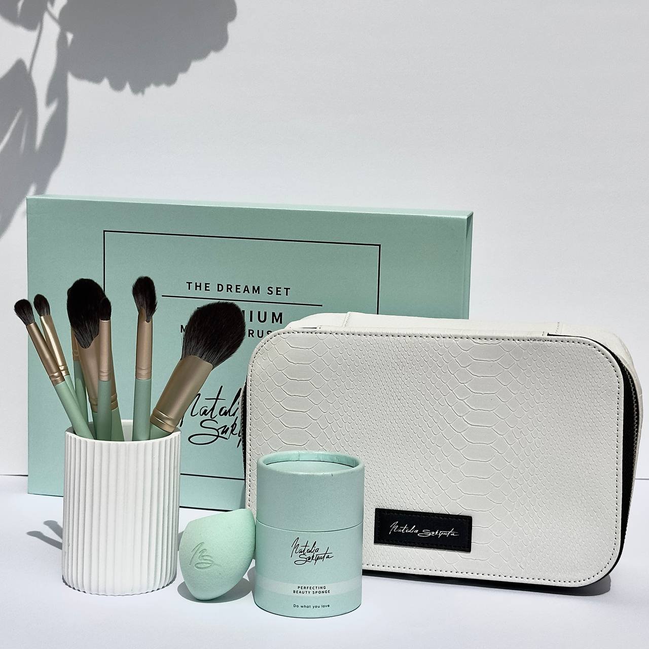 ECO KIT + NECESER + MEDIANO ESPONJA